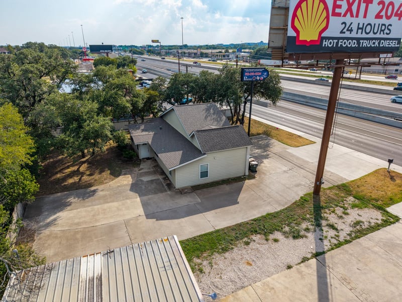 1712 Interstate 35 Freeway, San Marcos, TX 78666