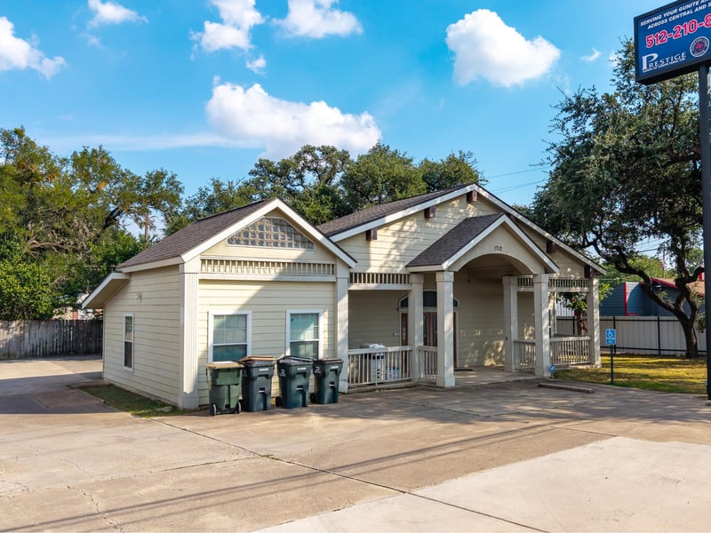 1712 Interstate 35 Freeway, San Marcos, TX 78666