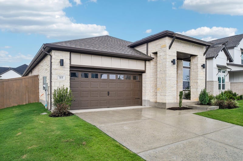 315 San Saba DR, Buda, TX 78610