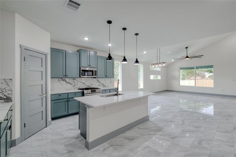 204 Washington ST, Elgin, TX 78621