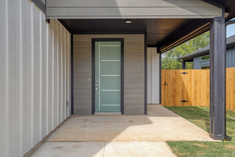 204 Washington ST, Elgin, TX 78621