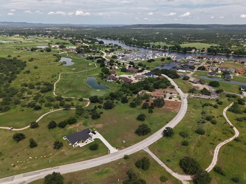 100 Legends PKWY #5020, Kingsland, TX 78639