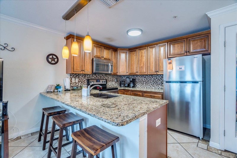 730 Mather ST #L 303, New Braunfels, TX 78130