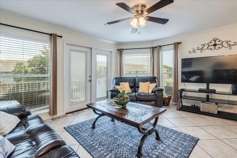 730 Mather ST #L 303, New Braunfels, TX 78130