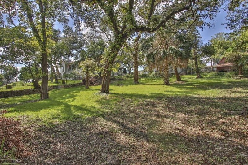 906 Chestnut ST, San Marcos, TX 78666