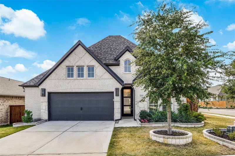 200 Green Knoll LN, Georgetown, TX 78628