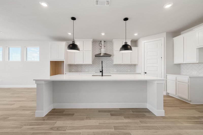 213 Horsemint LN, Georgetown, TX 78633