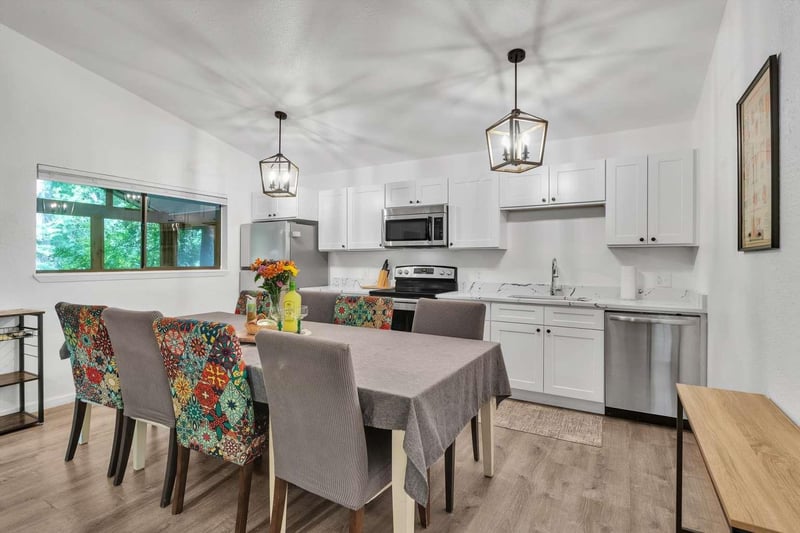 107-109 Scudder LN, Wimberley, TX 78676