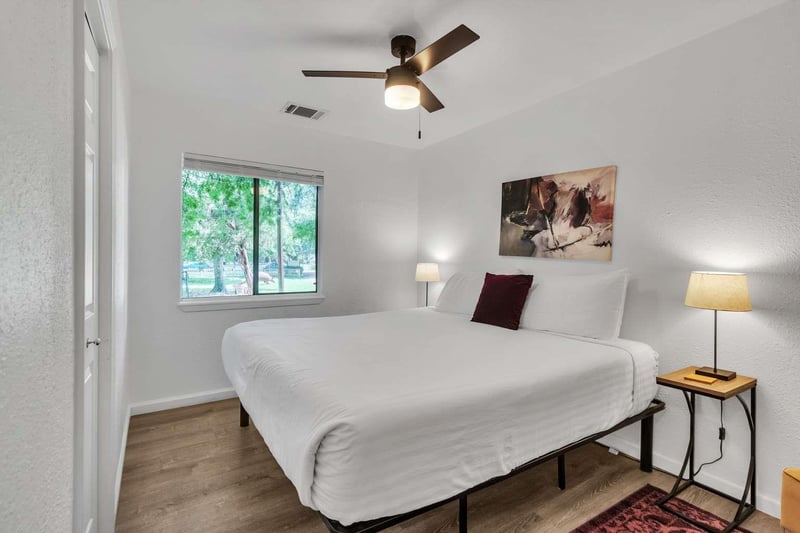 107-109 Scudder LN, Wimberley, TX 78676