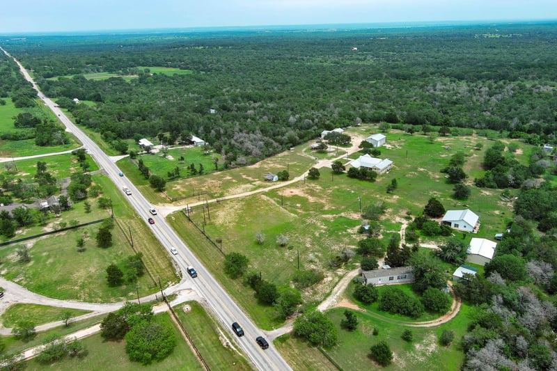 1133 Fm 20 , Cedar Creek, TX 78612