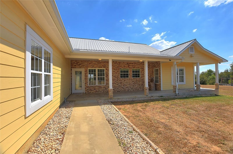 1133 Fm 20 , Cedar Creek, TX 78612