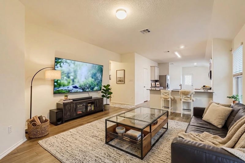 8212 Purple Aster Ps, Lago Vista, TX 78645