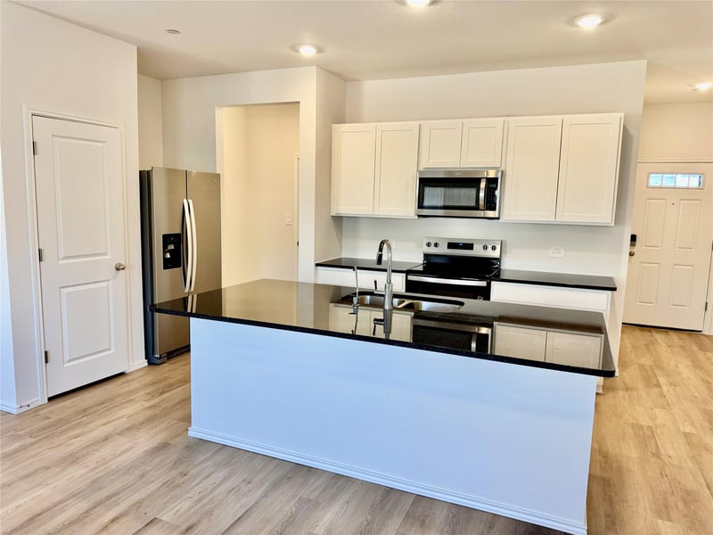 12810 Summer Village DR, Buda, TX 78610