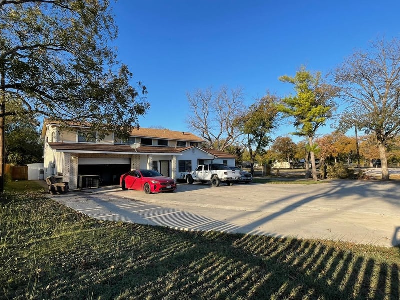 613 Central Texas EXPY #A, B & C, Lampasas, TX 76550