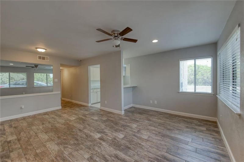 5801 Thunderbird ST #B-20, Lago Vista, TX 78645