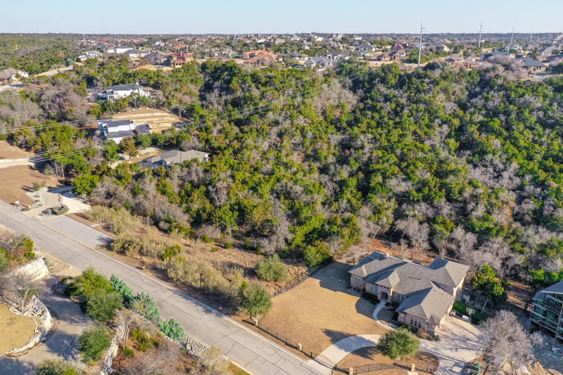 816 Laughing Dog CT, Leander, TX 78641