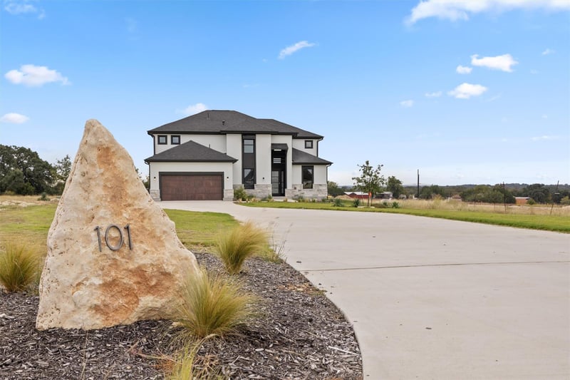 101 Fall DR, Georgetown, TX 78633