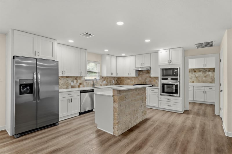 412 Oak ST, Bastrop, TX 78602