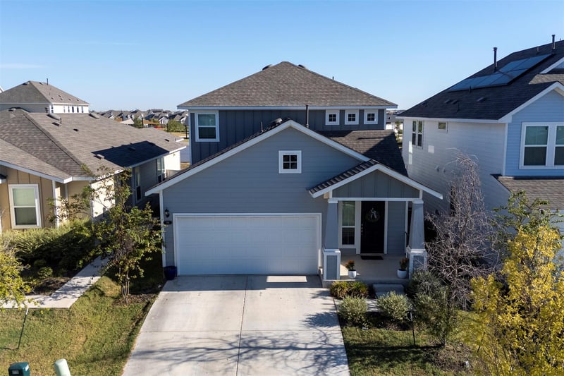 156 Appleberry LN, Elgin, TX 78621