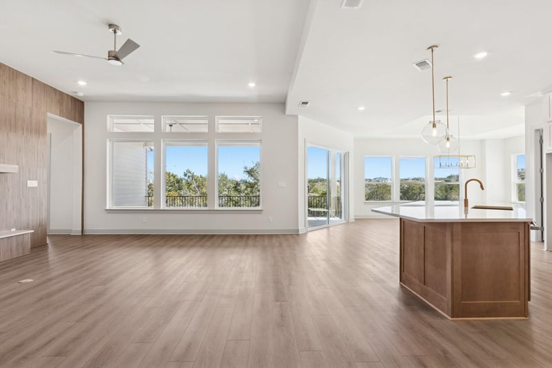 318 Silver Sage CT, Dripping Springs, TX 78620