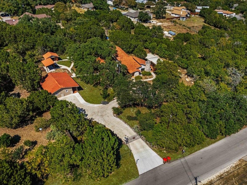 789 Barbara DR, Canyon Lake, TX 78133