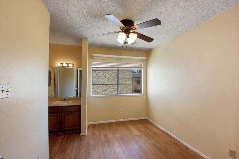 708 Graham PL #205, Austin, TX 78705