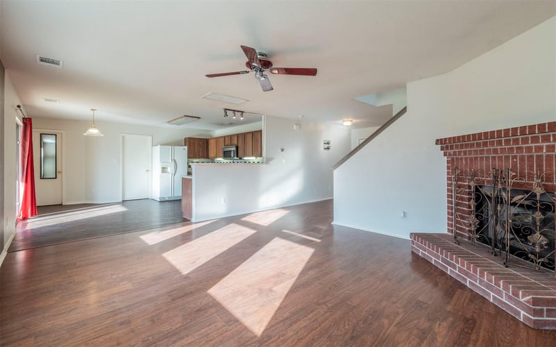 705 Riverway LN, Leander, TX 78641