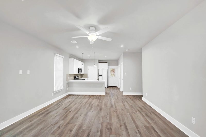 400 Shady Bluff DR, Wimberley, TX 78676
