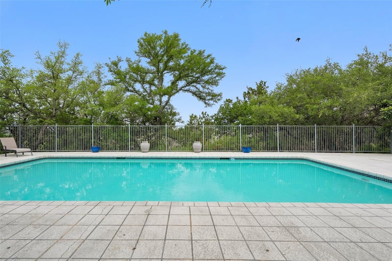 1011 Ridge Point DR, Marble Falls, TX 78654