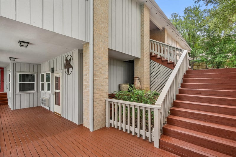 1011 Ridge Point DR, Marble Falls, TX 78654
