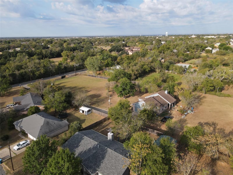 112 Plum DR, Elgin, TX 78621