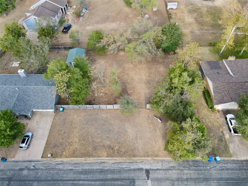 112 Plum DR, Elgin, TX 78621
