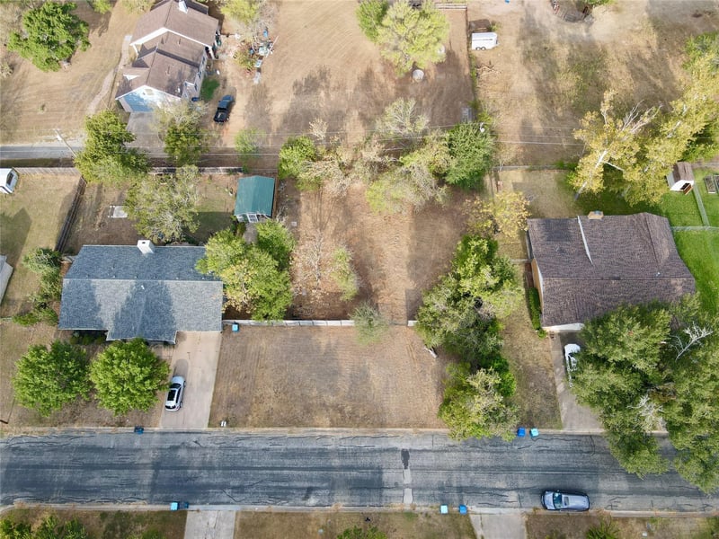 112 Plum DR, Elgin, TX 78621