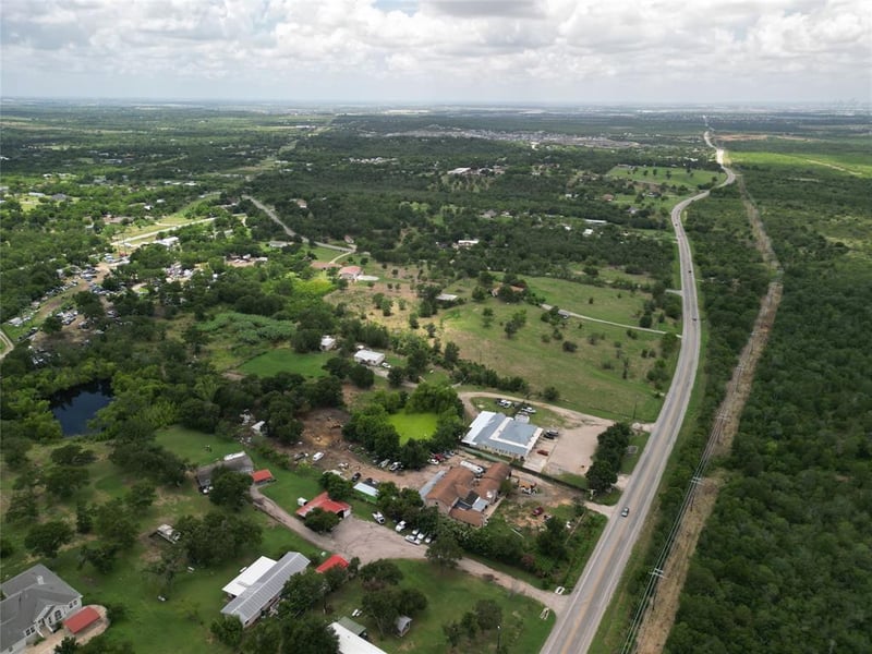 17101 Pearce LN, Del Valle, TX 78617