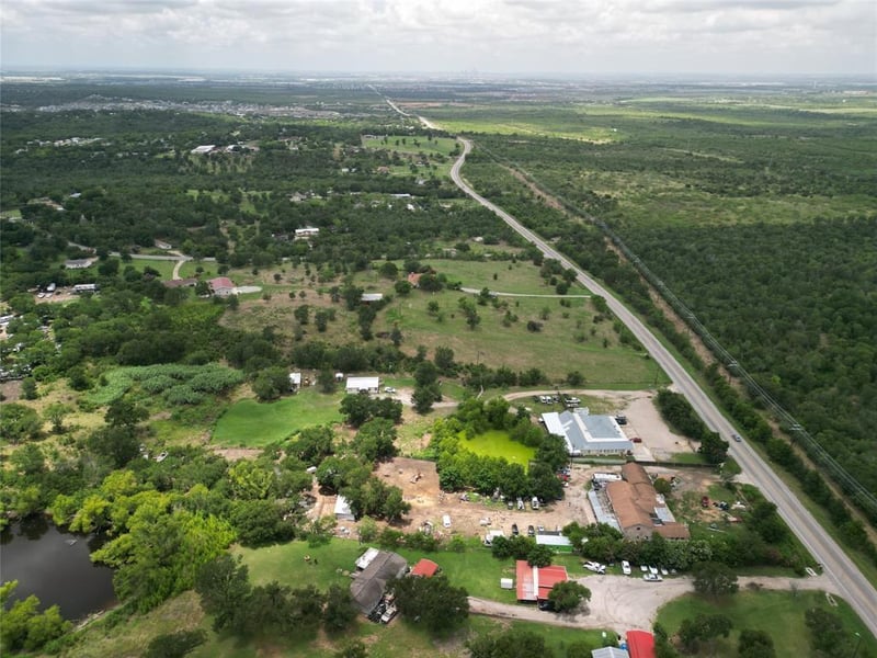 17101 Pearce LN, Del Valle, TX 78617