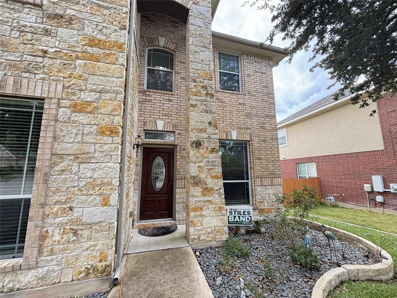 705 Frontier LN, Cedar Park, TX 78613