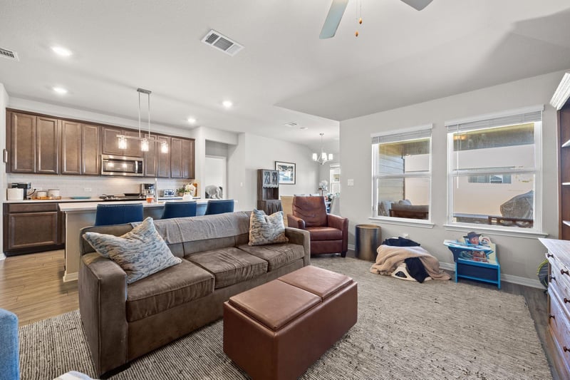 2856 Moyer LN, Round Rock, TX 78665