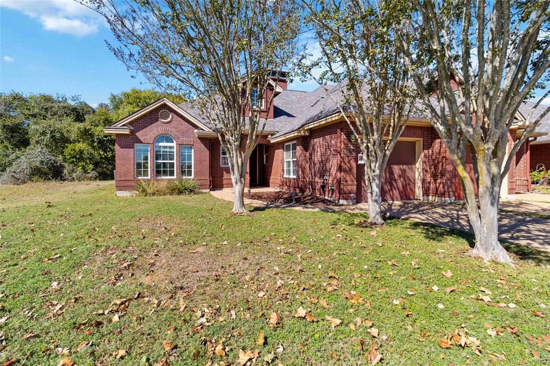 539 Colovista PKWY #B103, Bastrop, TX 78602