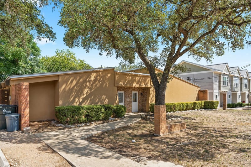 521 - 525 Hutchison ST, San Marcos, TX 78666