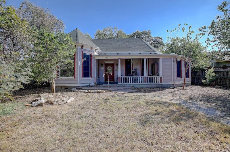 905 Walnut ST, Georgetown, TX 78626