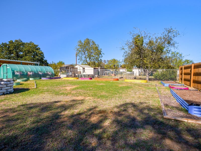 301 Castlebriar DR, Marble Falls, TX 78654