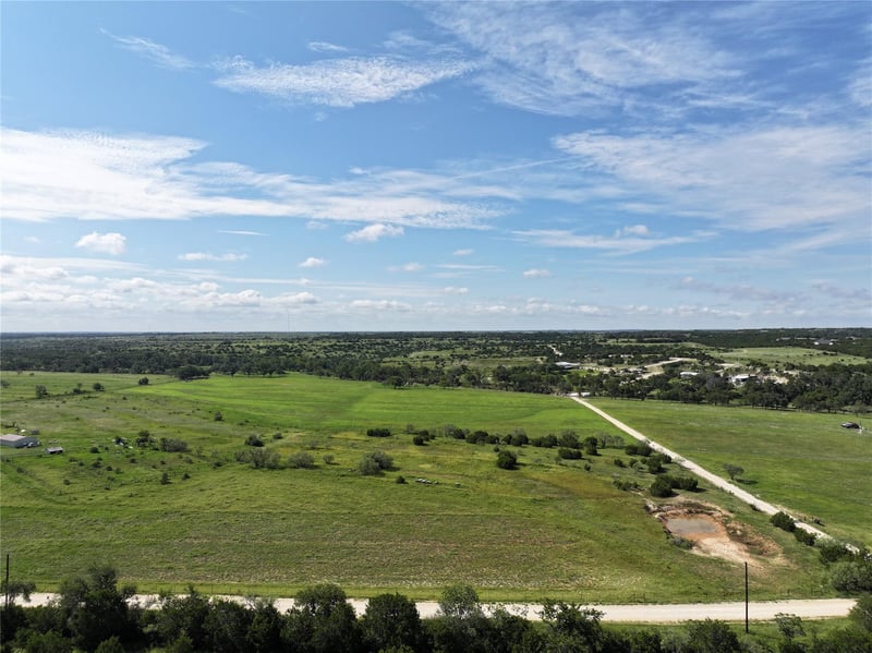 000 John Deere RD, Burnet, TX 78611