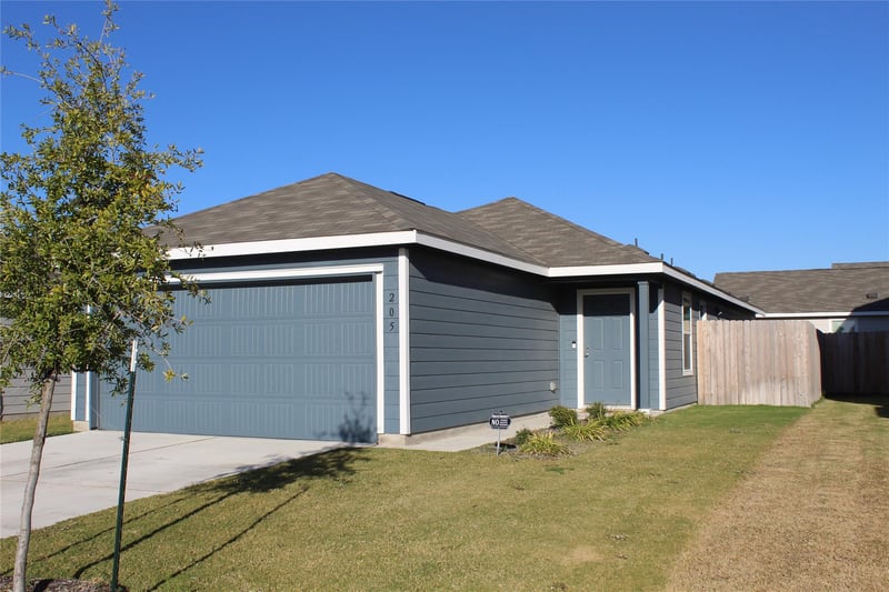 205 Marty Allen Loop, Jarrell, TX 76537