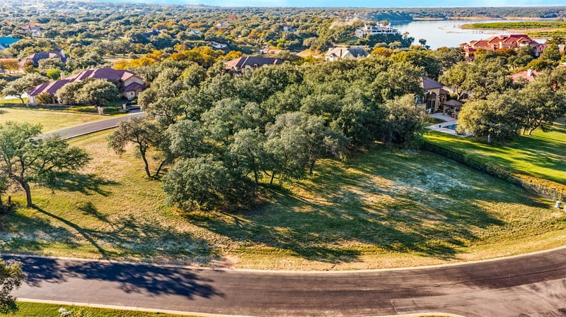 25700 Cliff Cir, Spicewood, TX 78657