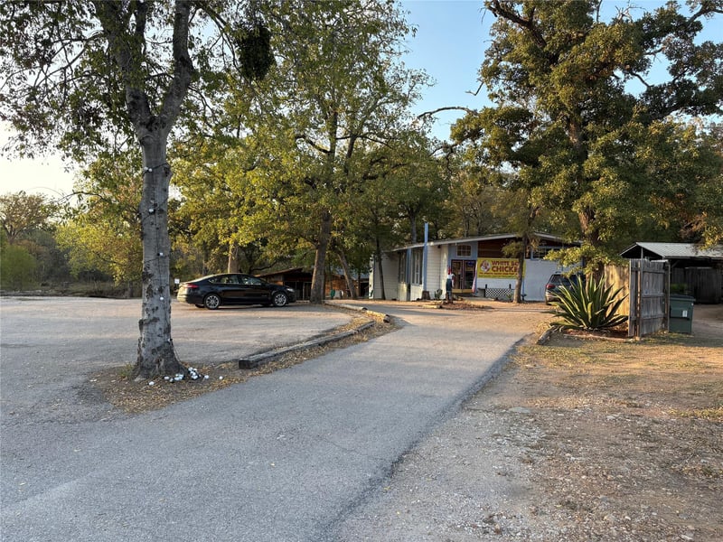 426 State Highway 21 #b, Cedar Creek, TX 78612