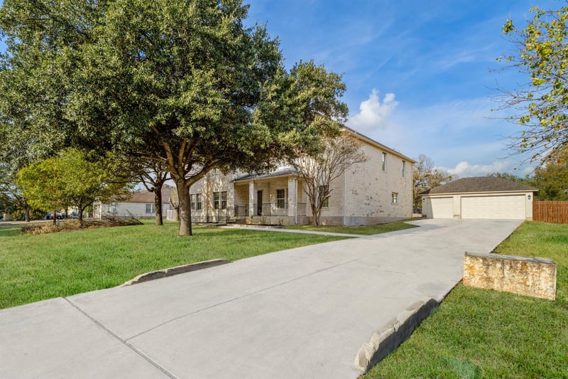 600 Bella Vista Circle CIR, Kyle, TX 78640