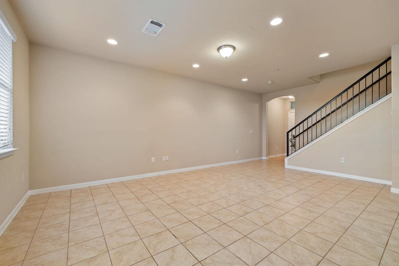 2880 Donnell DR #702, Round Rock, TX 78664
