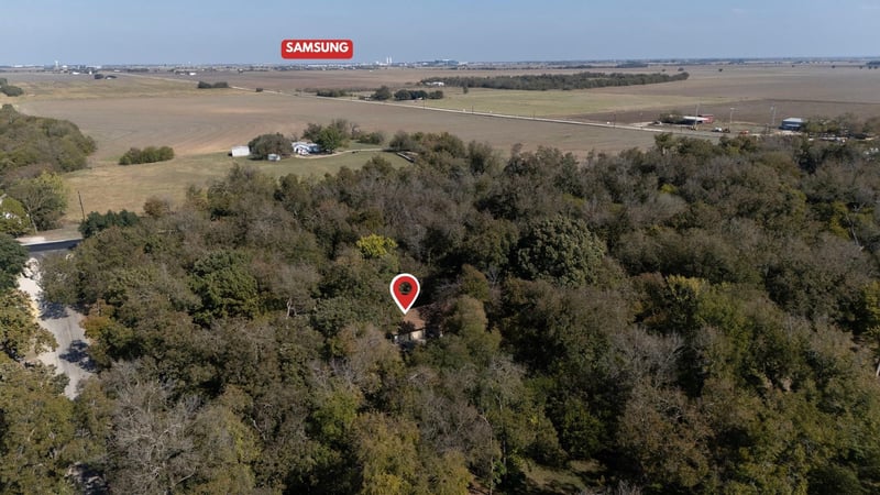 75 County Road 129, Taylor, TX 76574