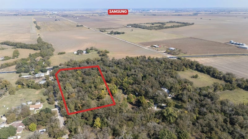 75 County Road 129, Taylor, TX 76574