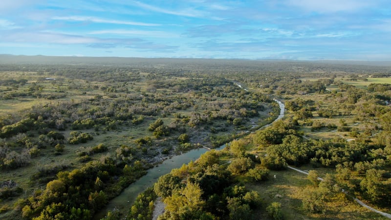 7534 West Us Highway 290 Hw, Hye, TX 78635